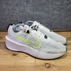 Nike Interact Run Mens 9.5 White Volt Shoes Running Trail Stability Cushioned